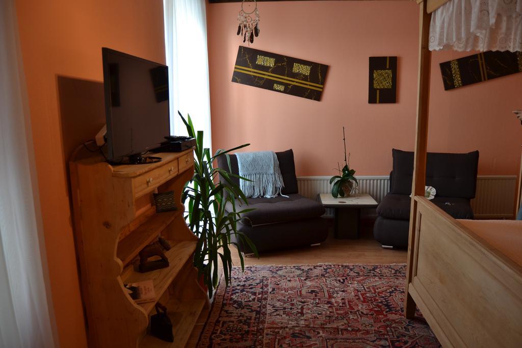 Garni Fluela Susch Otel Oda fotoğraf